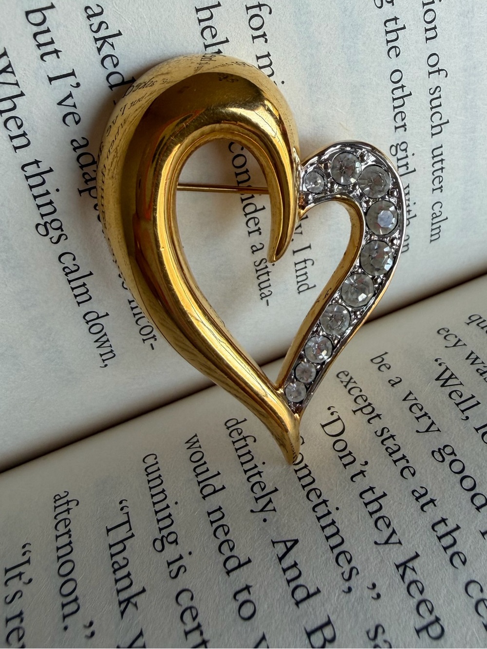 Gold Tone Open Heart Brooch Elegant